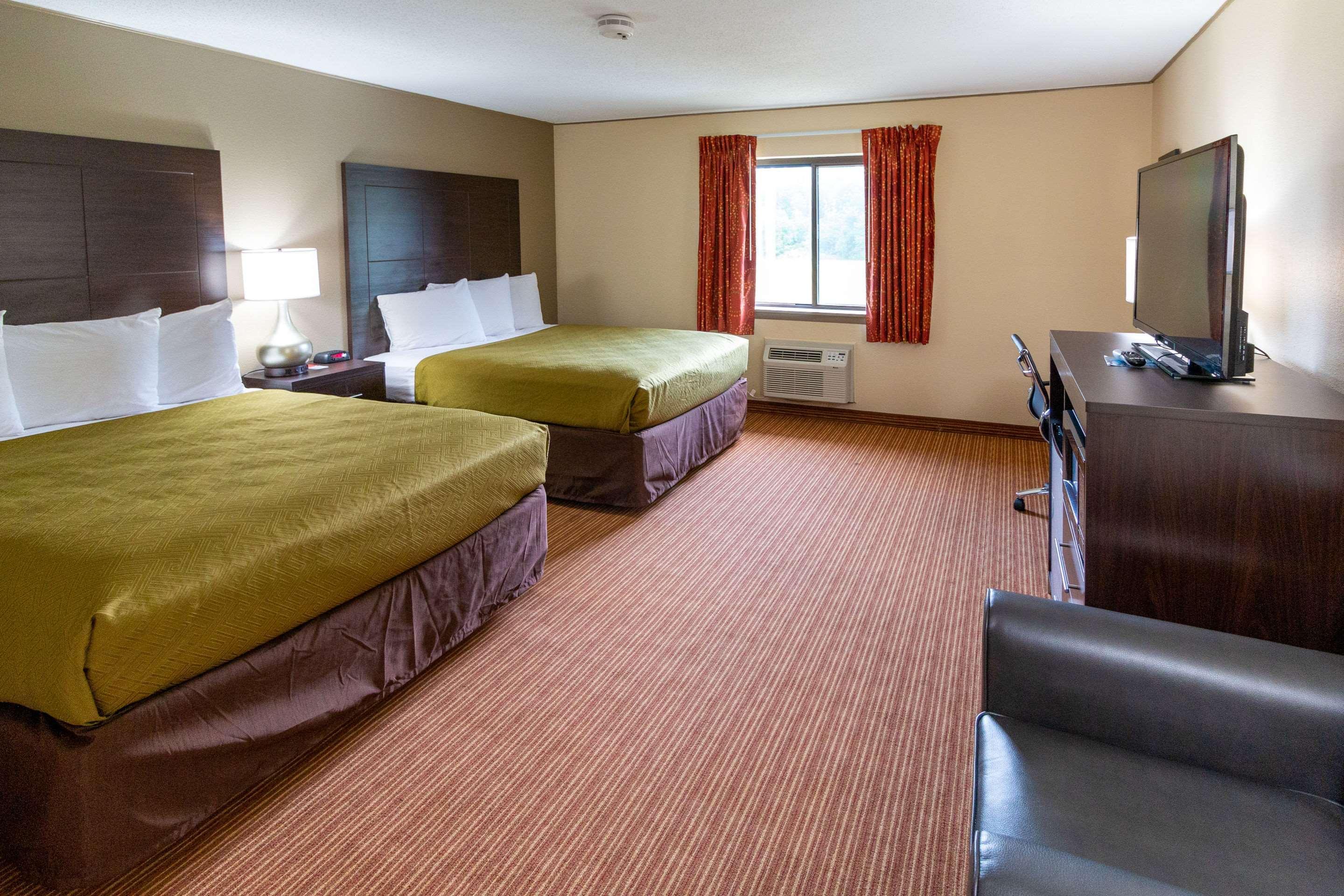 Surestay By Best Western Massena Exterior photo
