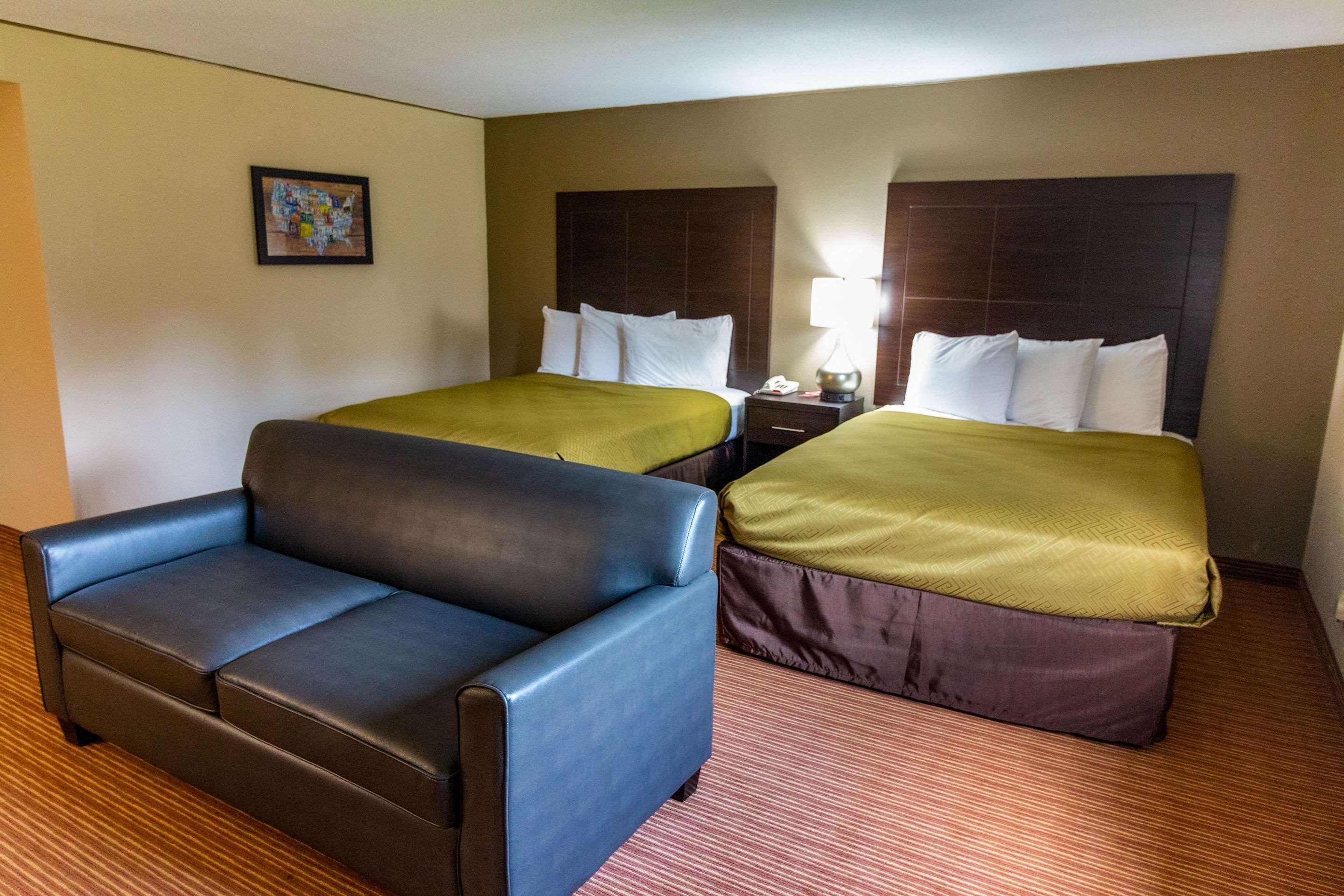 Surestay By Best Western Massena Exterior photo