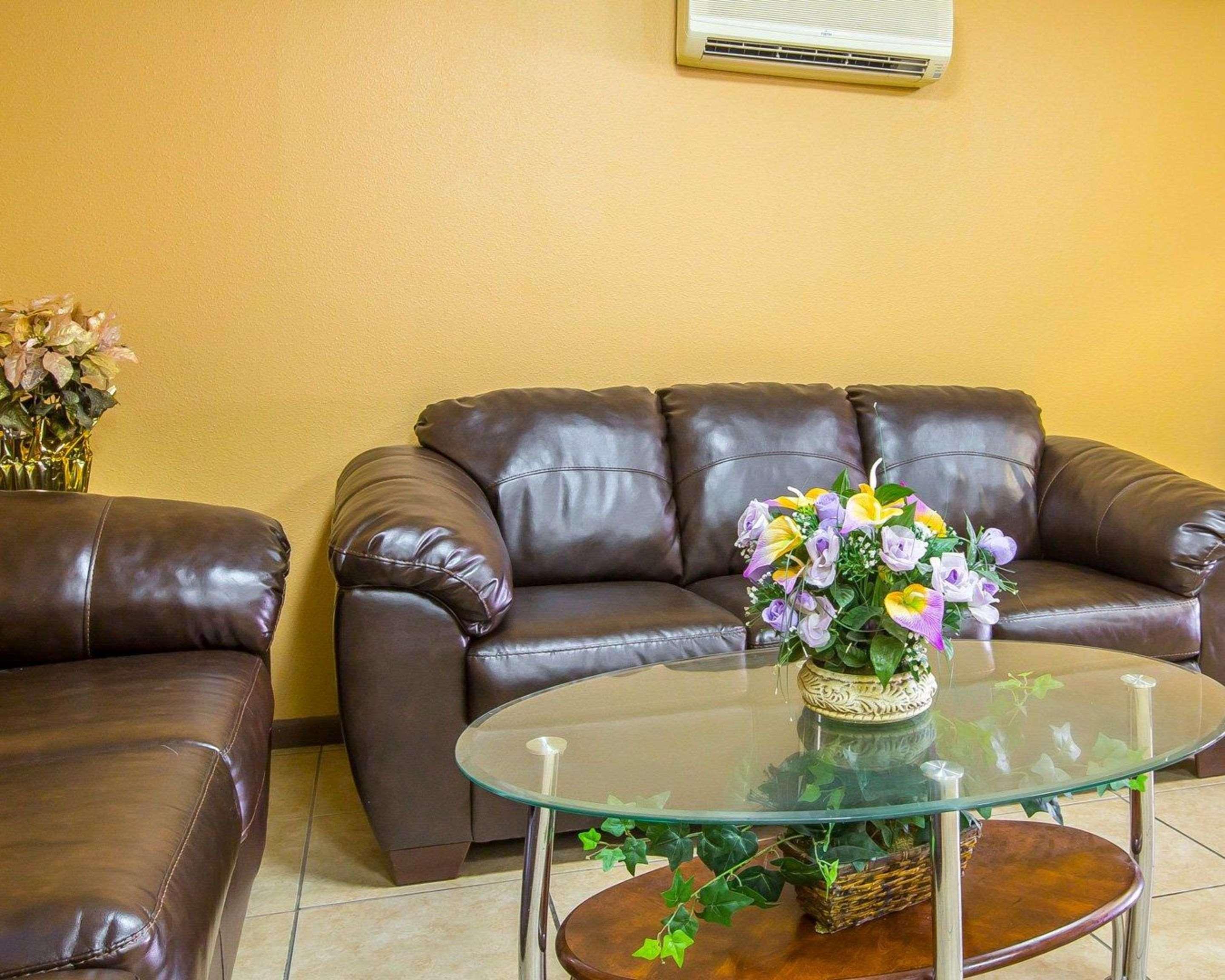 Surestay By Best Western Massena Exterior photo