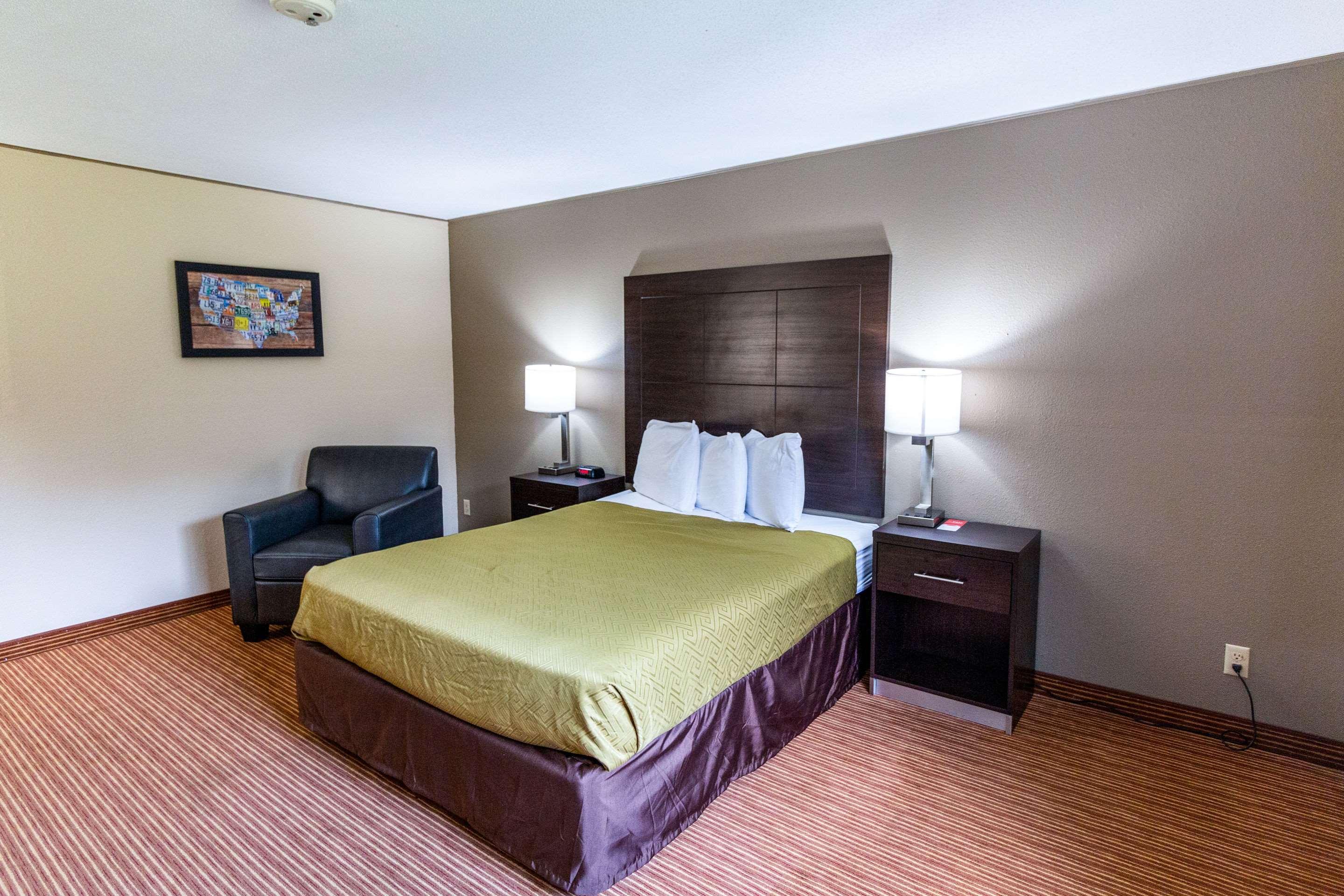 Surestay By Best Western Massena Exterior photo