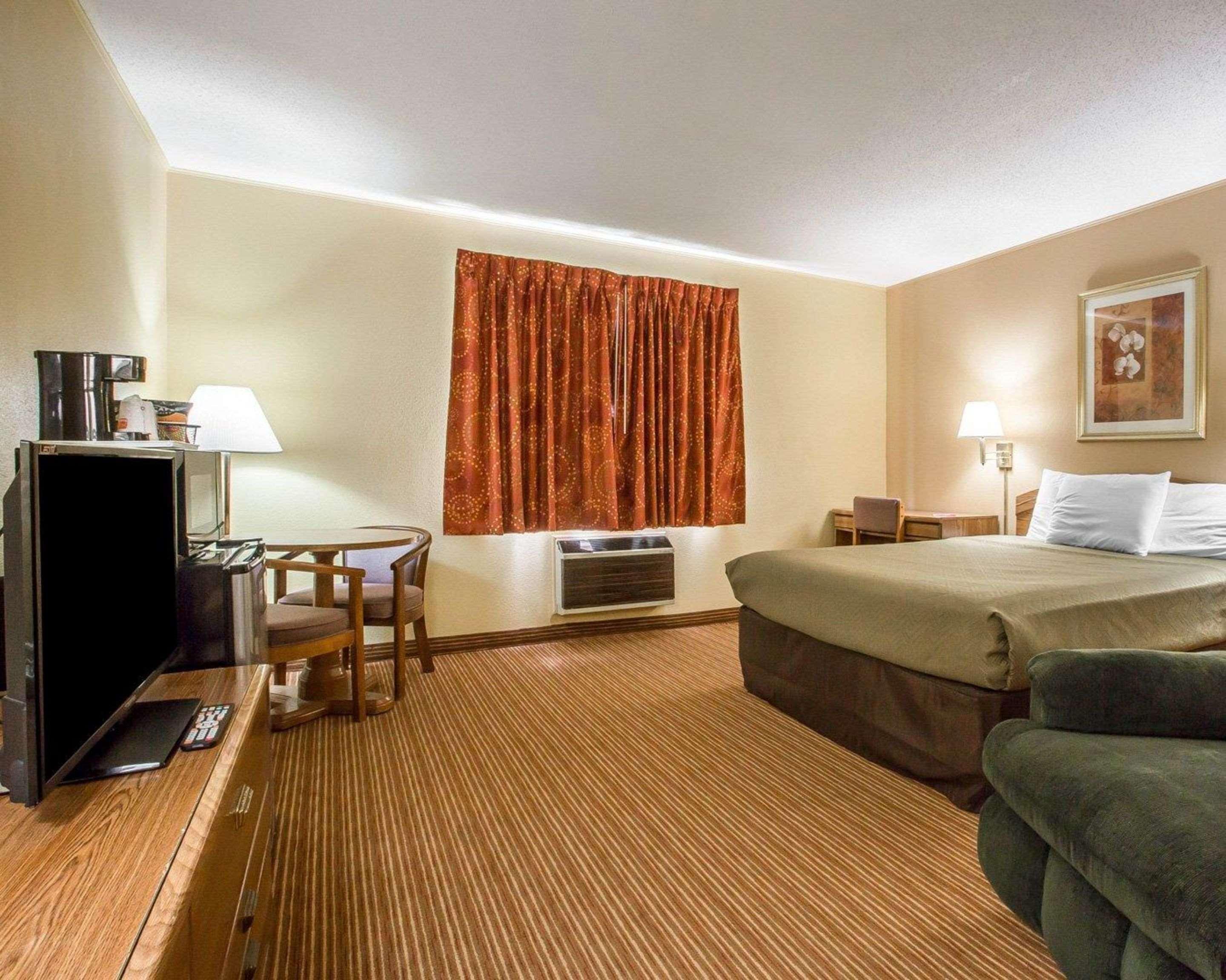 Surestay By Best Western Massena Exterior photo