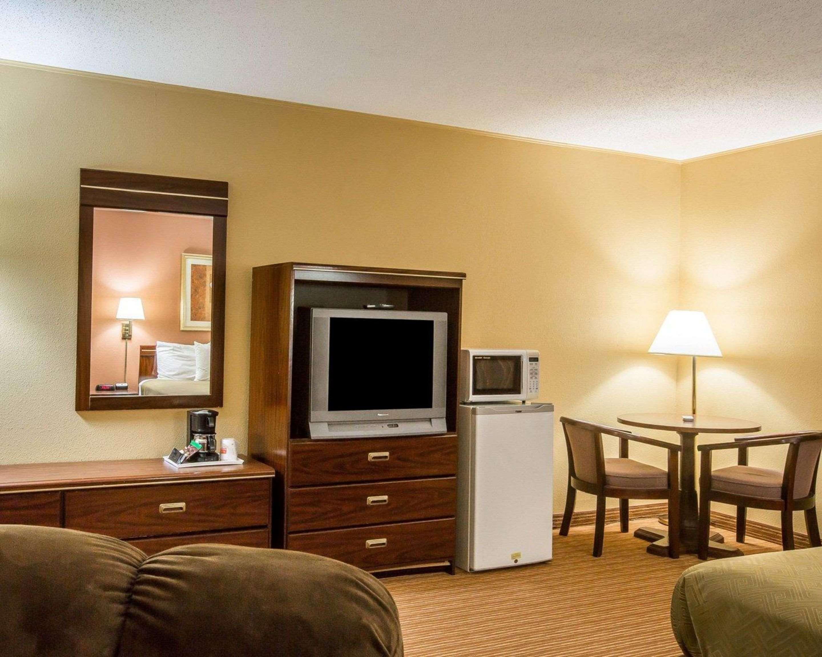 Surestay By Best Western Massena Exterior photo